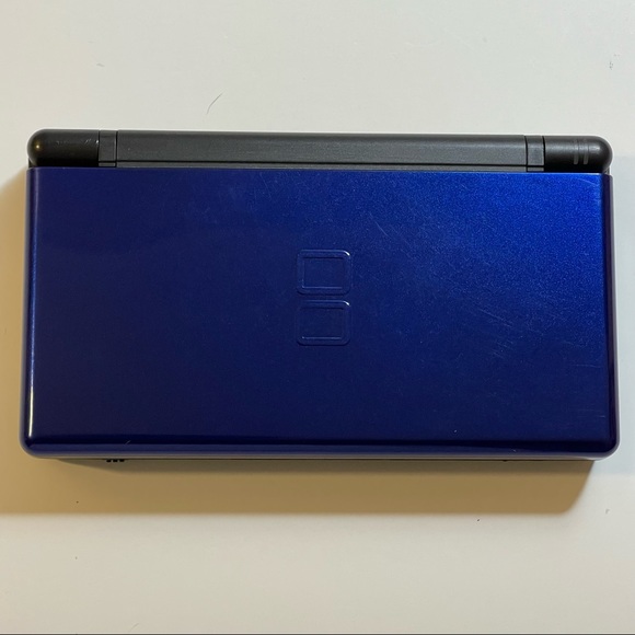 (BUNDLE) Nintendo DS Lite in Blue With 4 Games & Accessories - Picture 6 of 16